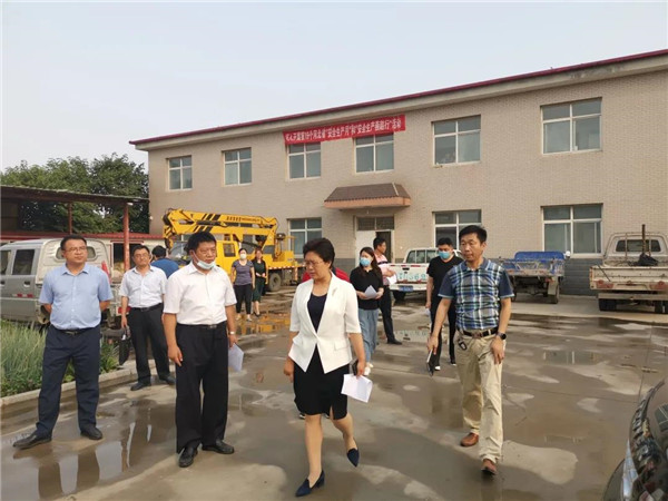 袁丽华区长督导防汛工作